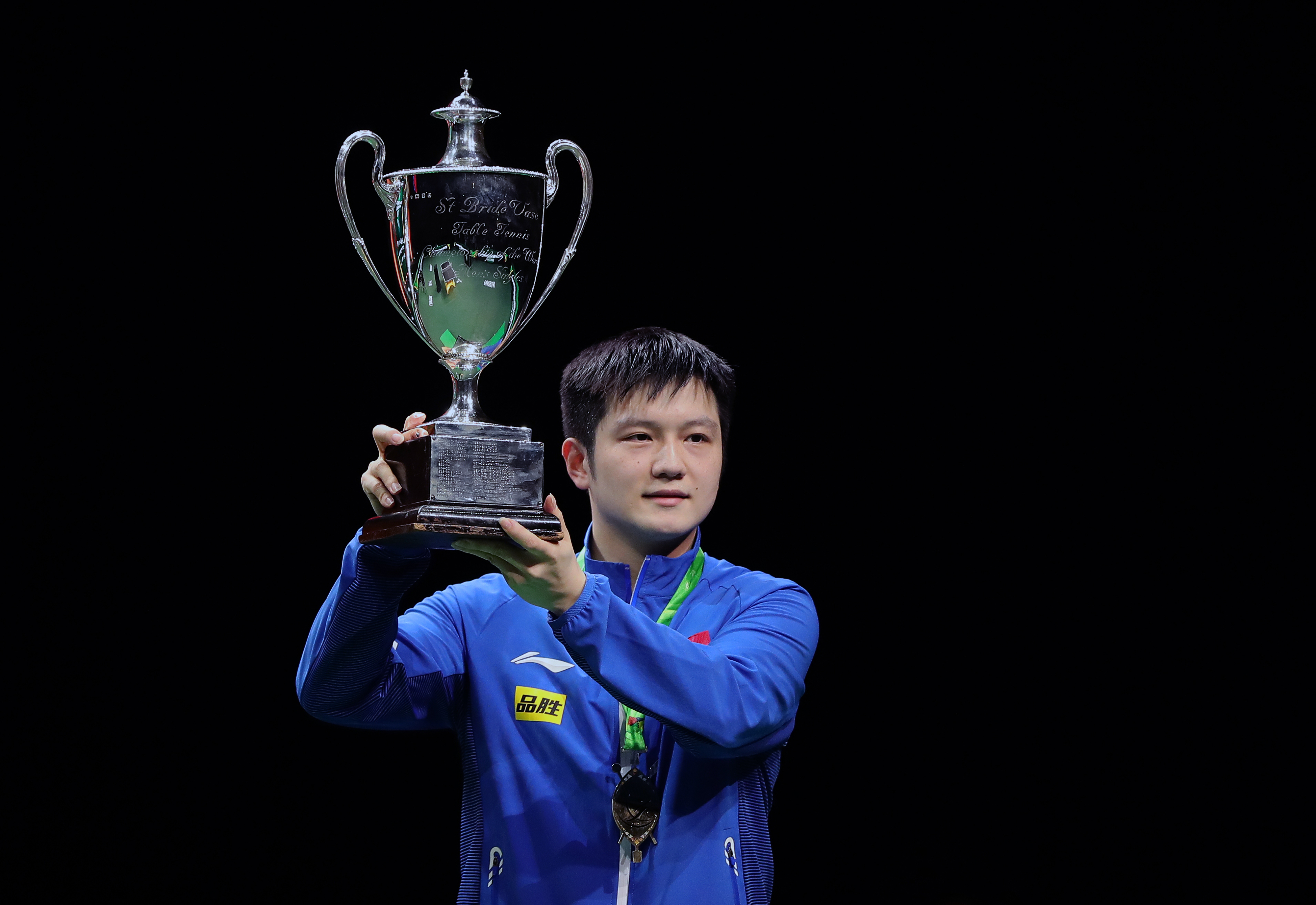 (体育)乒乓球——世乒赛:樊振东男单夺冠_体育