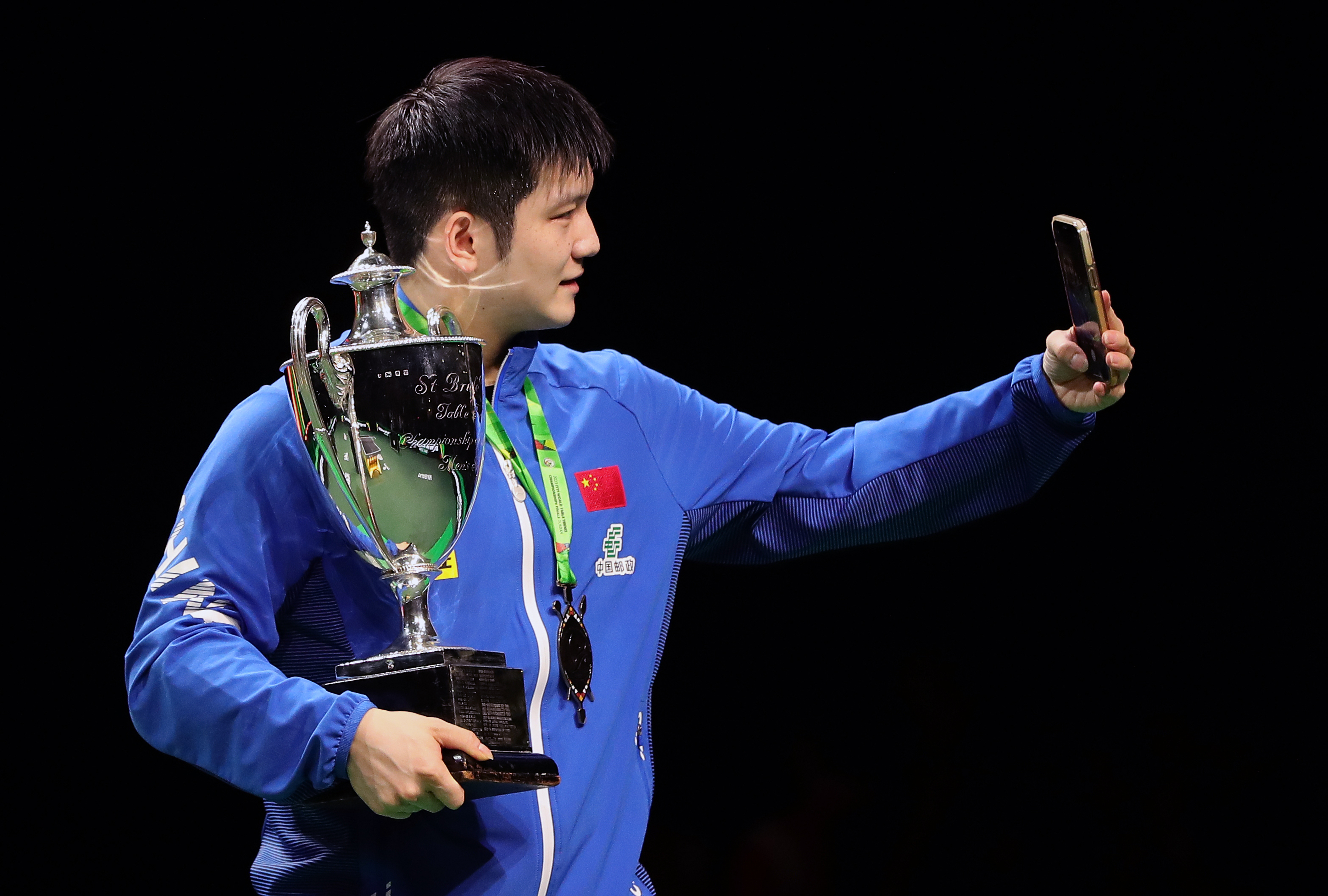 (体育)乒乓球——世乒赛:樊振东男单夺冠_体育